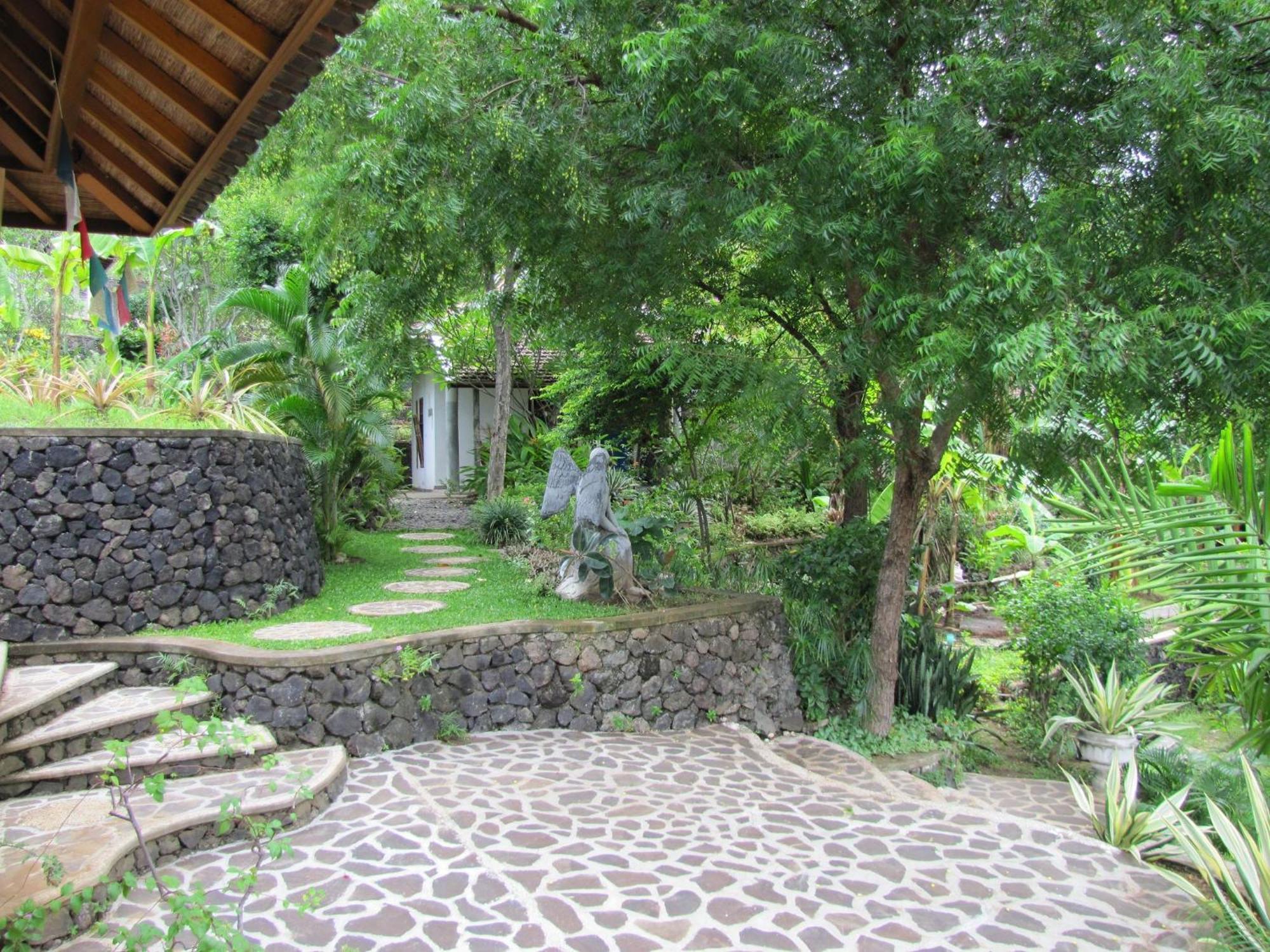 Sananda Bungalow 러비나 외부 사진