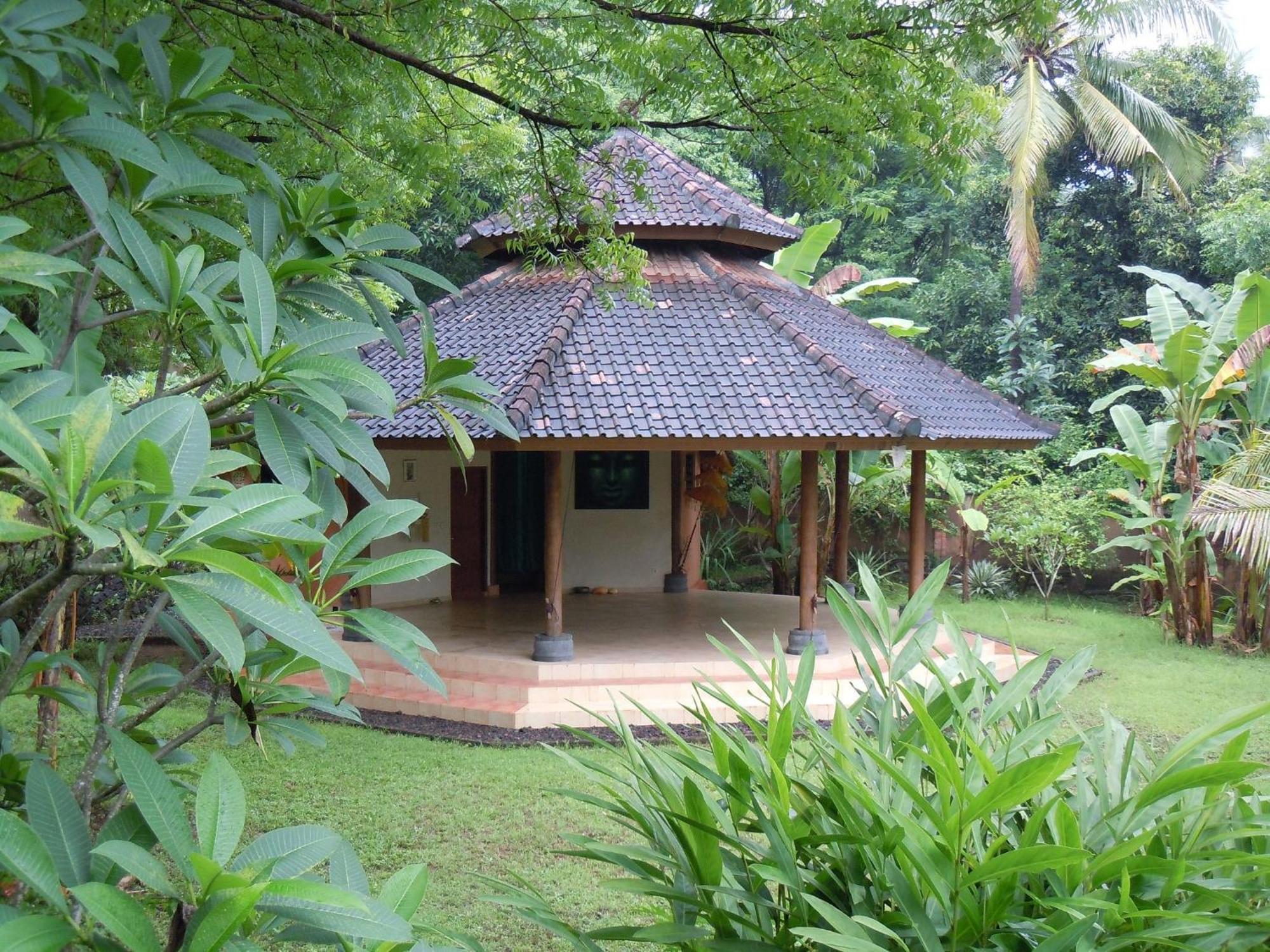Sananda Bungalow 러비나 외부 사진