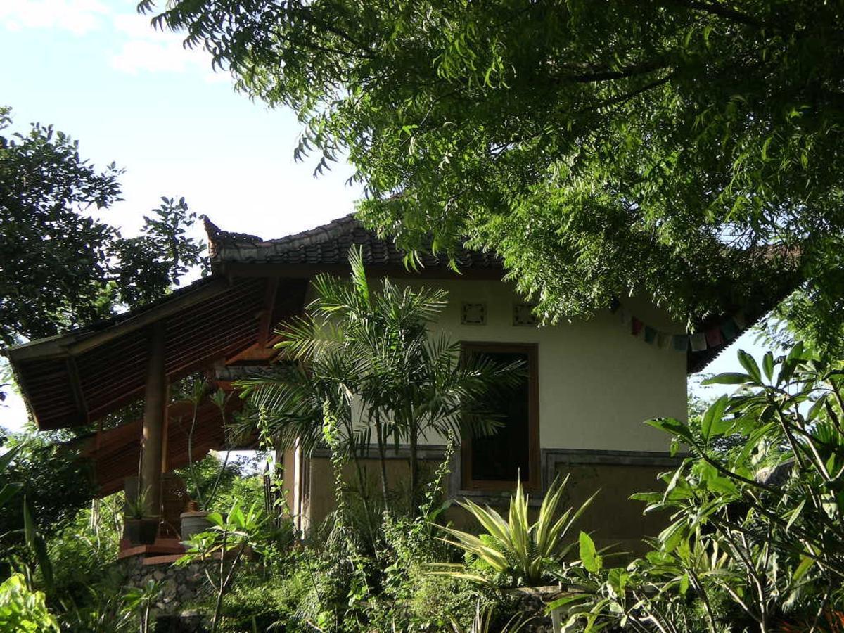 Sananda Bungalow 러비나 객실 사진